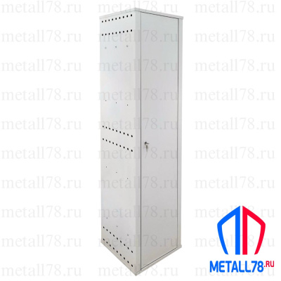 Шкаф для одежды и/или хозяйственного инвентаря, металлический