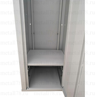 Шкаф для одежды и/или хозяйственного инвентаря, металлический