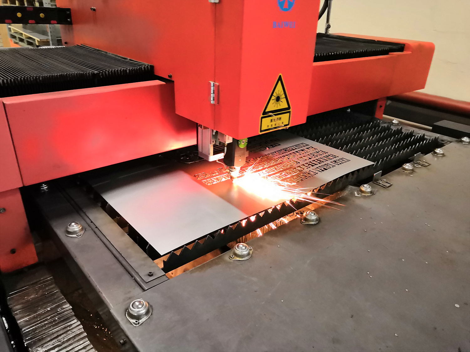 Лазерная резка металла